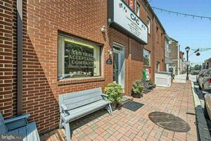 photo 1 of 402 S High St, Baltimore, MD 21202