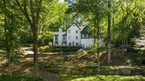 photo 1 of 6305 River Chase Cir, Atlanta, GA 30328