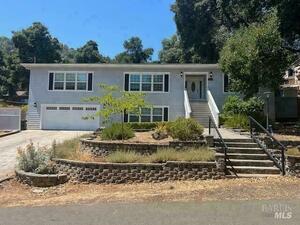 photo 1 of 2717 Buckingham Dr, Kelseyville, CA 95451