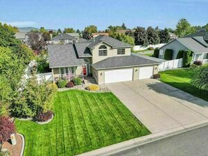 photo 1 of 18405 E 10th Ave, Greenacres, WA 99016