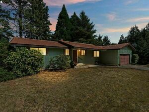 photo 1 of 10350 SE Schacht Rd, Damascus, OR 97089