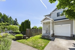 photo 1 of 6584 NE Deer Run St, Hillsboro, OR 97124