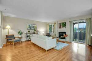 photo 1 of 5155 NE Candlewood Pl, Hillsboro, OR 97124