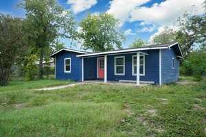 photo 1 of 318 Gardina, San Antonio, TX, 78201