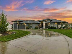 photo 1 of 8398 W Mirror Pond Dr, Boise, ID 83714