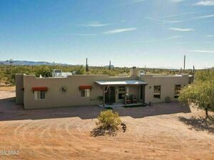 photo 1 of 43871 E Cadillac Wash Rd, Tucson, AZ 85739