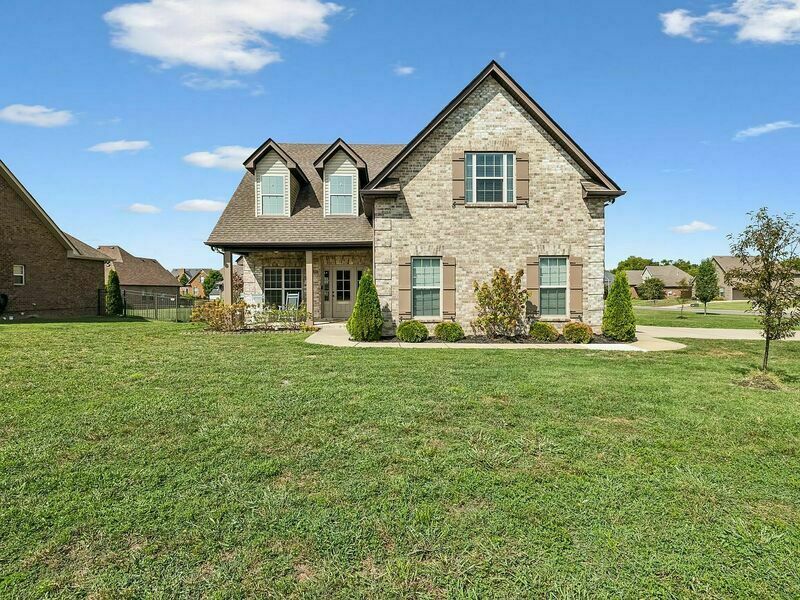 photo 1 of 1719 Drayton Dr, Murfreesboro, TN 37130