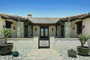 photo 1 of 1010 Willowcreek Ln, Fallbrook, CA 92028
