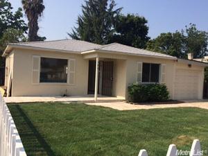 photo 1 of 306 E Fairmont Ave, Modesto, CA 95354