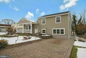 photo 1 of 216 Mansion Rd, Linthicum, MD 21090