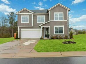 photo 1 of 104 Davinhall Dr, Fuquay Varina, NC 27526