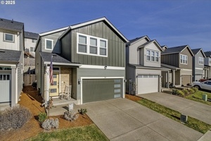 photo 1 of 1293 19th Ave, Forest Grove, OR 97116