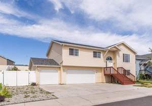 photo 1 of 805 E Angie Ave, Medical Lk, WA 99022