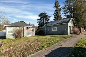 photo 1 of 525 SW Fellows St, McMinnville, OR 97128