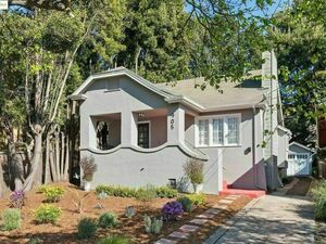 photo 1 of 905 Modoc St, Berkeley, CA 94707