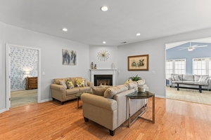 photo 1 of 140 Taft Hill Ln, #140, Uxbridge, MA 01569