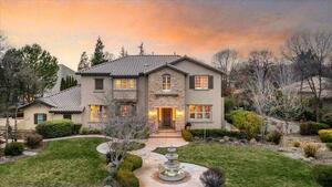 photo 1 of 9825 Spyglass Cir, Auburn, CA 95602