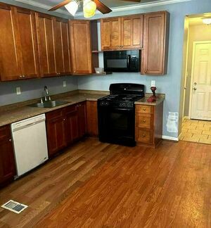 photo 1 of 3804 Mount Pleasant Ave, Baltimore, MD 21224