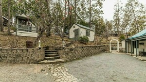 photo 1 of 41770 Meadow Ln, Auberry, CA 93602
