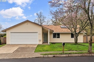 photo 1 of 2088 SW Eastwood Ave, Gresham, OR 97080