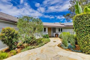 photo 1 of 766 Hoska Dr, Del Mar, CA 92014