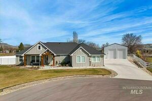 photo 1 of 1894 Crawford Ln, Emmett, ID 83617