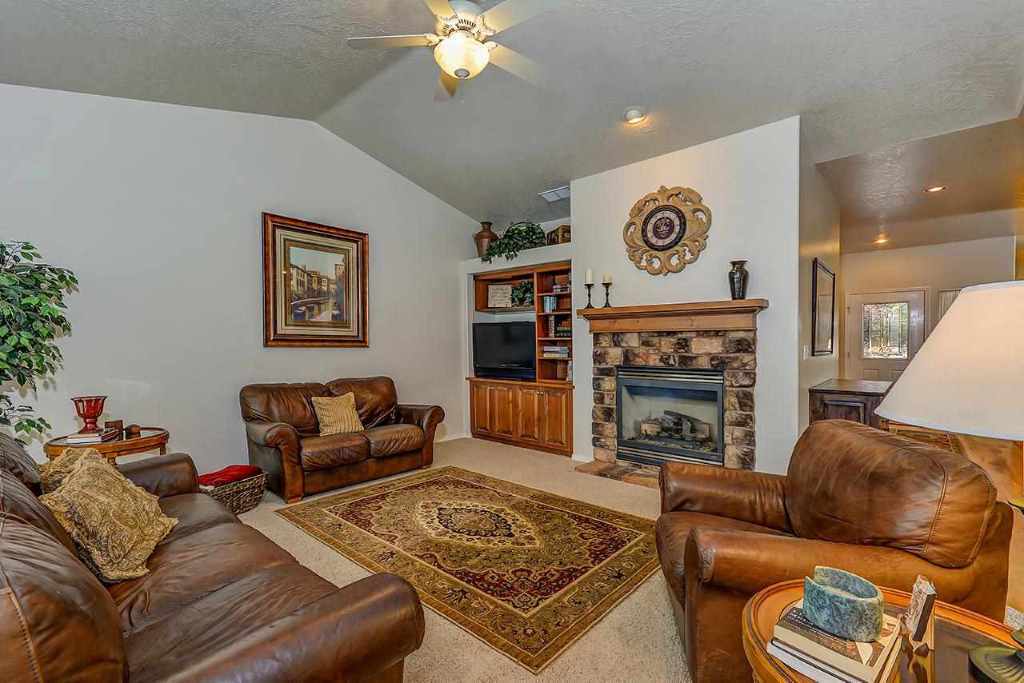 13263 W Tapatio Dr, Boise, ID 83713 MondoFlyers real estate flyer