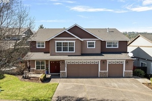 photo 1 of 10869 SE Alexander Dr, Happy Valley, OR 97086