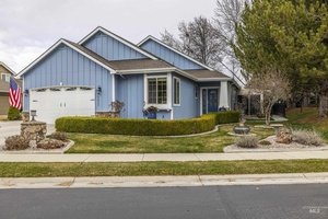 photo 1 of 2421 Crooked Creek Ln, Meridian, ID 83646