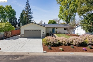 photo 1 of 1635 Deardorff Ln, Concord, CA 94519