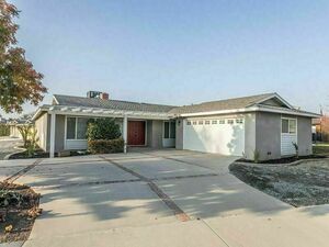 photo 1 of 2402 Carter Way, Hanford, CA 93230