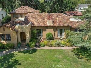 photo 1 of 141 E 21st St, Merced, CA 95340