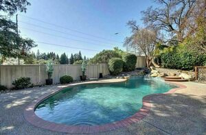 photo 1 of 906 Fawn Ct, Roseville, CA 95661