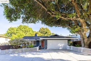 photo 1 of 25 Cavoretto Ln, El Sobrante, CA 94803