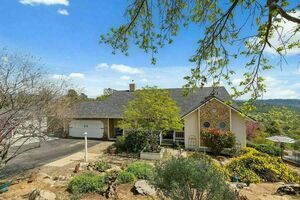 photo 1 of 30999 Blue Heron Way, Coarsegold, CA 93614