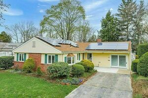 photo 1 of 15 Mosman St, Newton, MA 02465