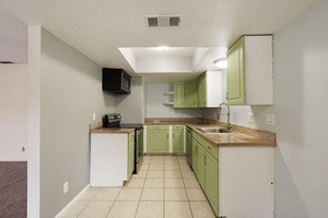 photo 1 of 6904 Allegheny Pl, Stockton, CA 95219