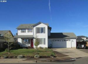photo 1 of 680 Pine Ct, Creswell, OR 97426