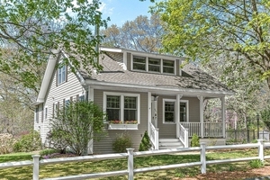 photo 1 of 407 Walpole St, Canton, MA 02021