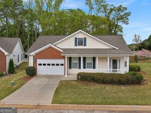 photo 1 of 300 Singing Brook Ln, McDonough, GA 30253