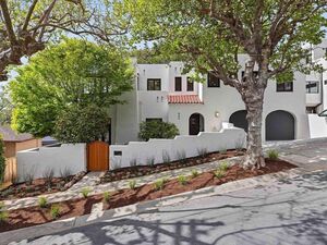 photo 1 of 669 Oberlin Ave, Kensington, CA 94708