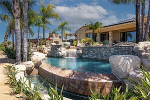 photo 1 of 3863 Flowerwood Ln, Fallbrook, CA 92028