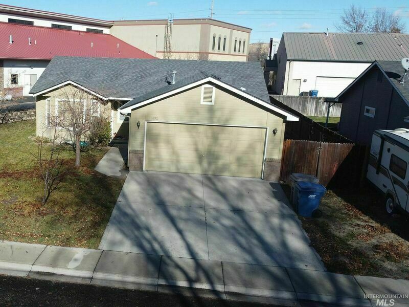 photo 1 of 9192 W Wakefield St, Garden City, ID 83714