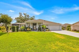 photo 1 of 8690 SE 173rd Wisteria St, The Villages, FL 32162