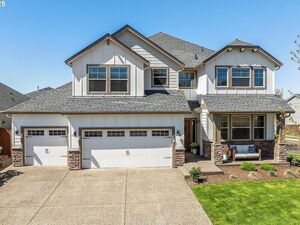 photo 1 of 4021 SW Eastwood Ave, Gresham, OR 97080