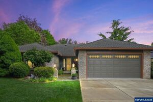 photo 1 of 641 Wipwood Dr SE, Salem, OR 97306