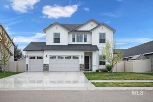 photo 1 of 1055 E Ionia Dr, Meridian, ID 83642