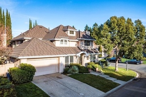 photo 1 of 7717 E Port Dr, Sacramento, CA 95831