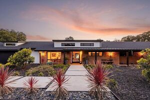 photo 1 of 8010 Mount Vernon Rd, Auburn, CA 95603