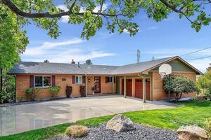photo 1 of 2911 N Sheffield Ct, Boise, ID 83702